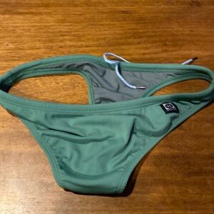 Jolyn bottoms Evrope Bottoms, size L